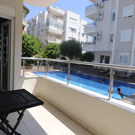 Уютная Квартира На Берегу Средиземного Моря Apartamento *